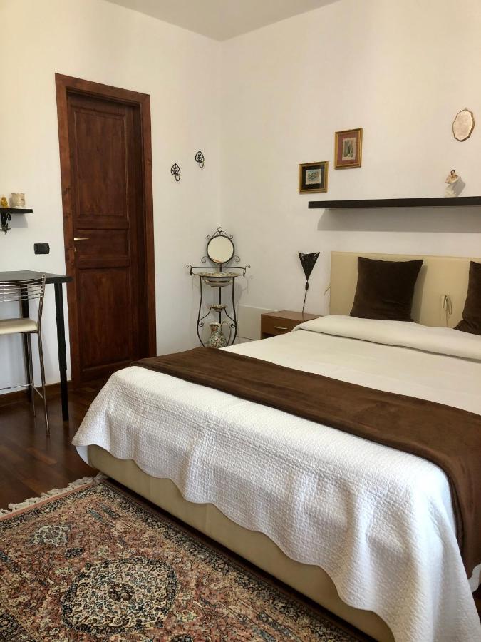 B&B Roomantic & Piscina Idromassaggio Cefalù Exterior foto